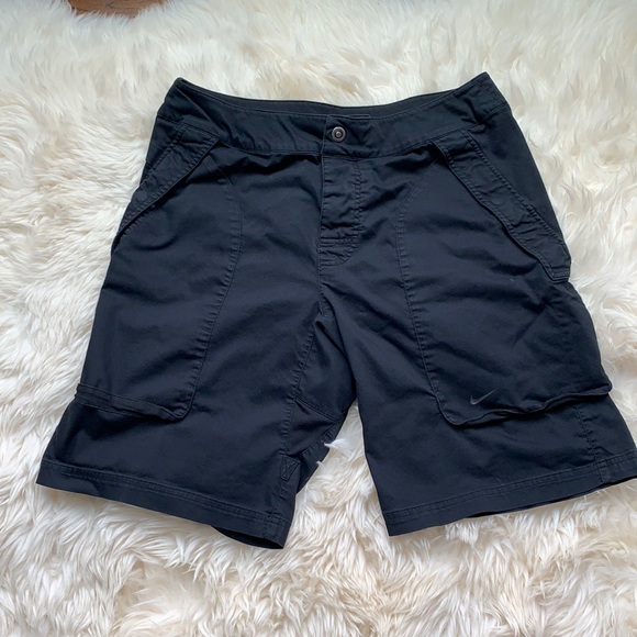 Men’s Nike Fit Dry Shorts Size Medium - Picture 1 of 8